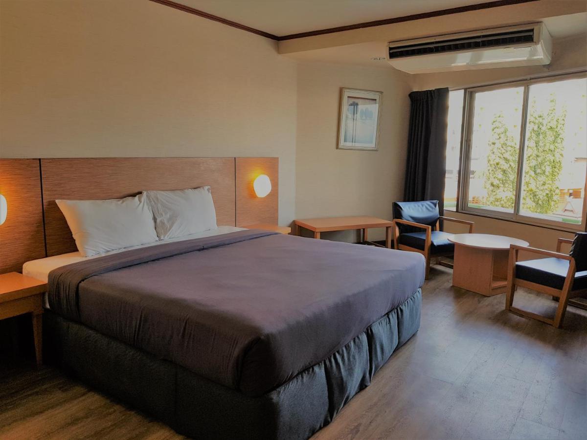 Marine Plaza Hotel Паттая Екстер'єр фото